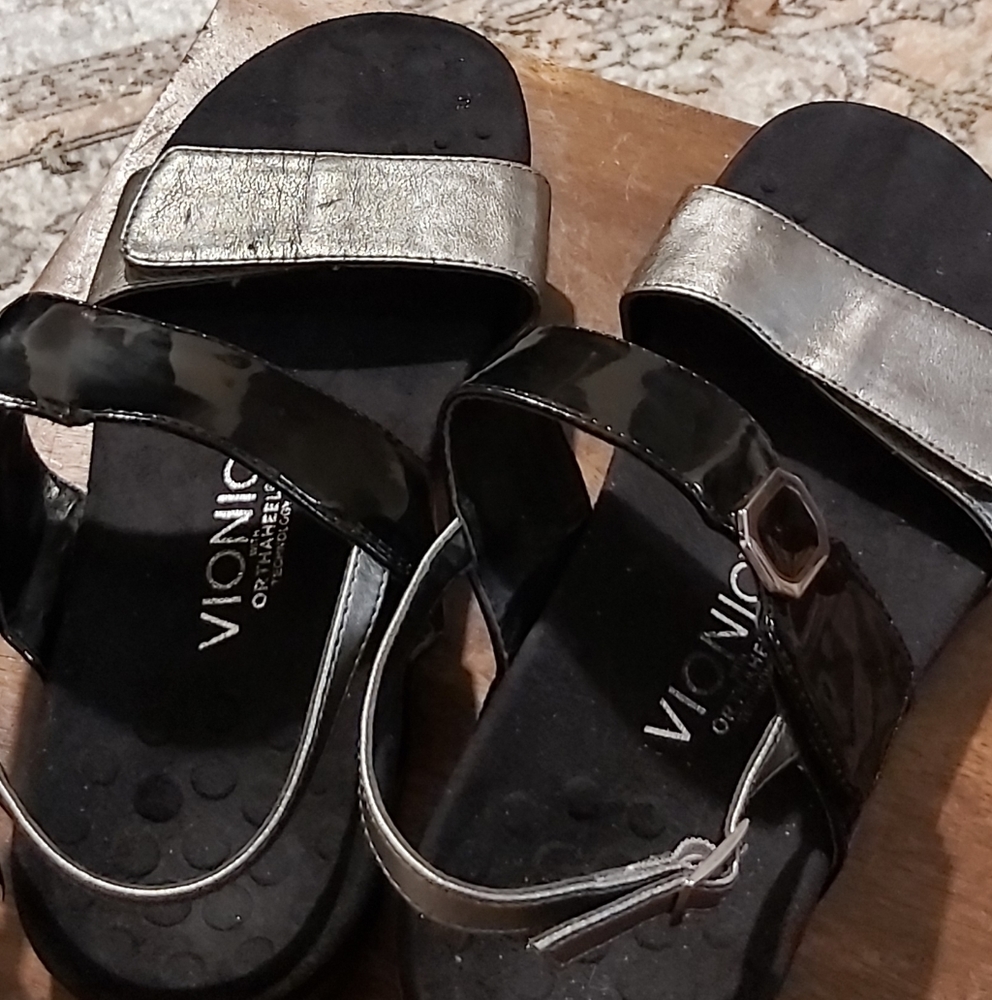 Vionic sandals - Picture 3 of 3